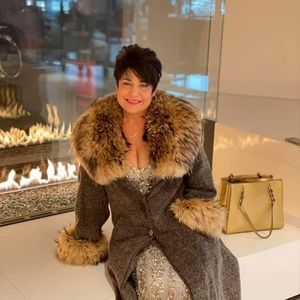 Meet your Posher, Denise